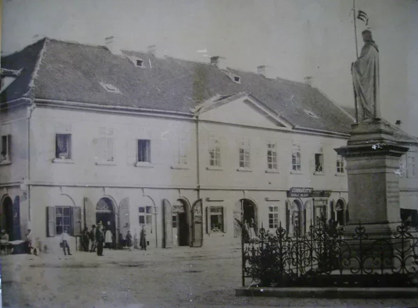1899